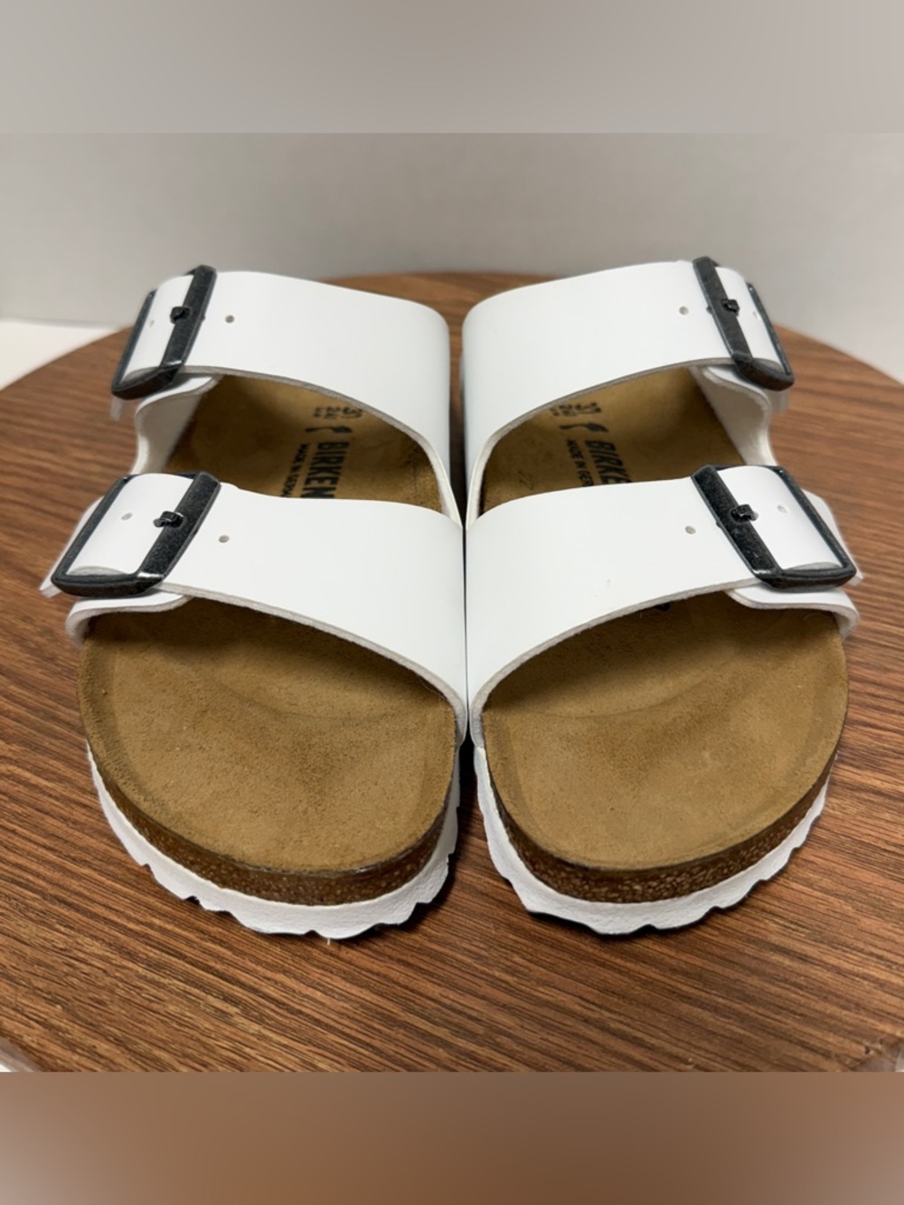 Birkenstock Arizona White Sandals Birko-Flor Upper Cork Footbed BRAND NEW